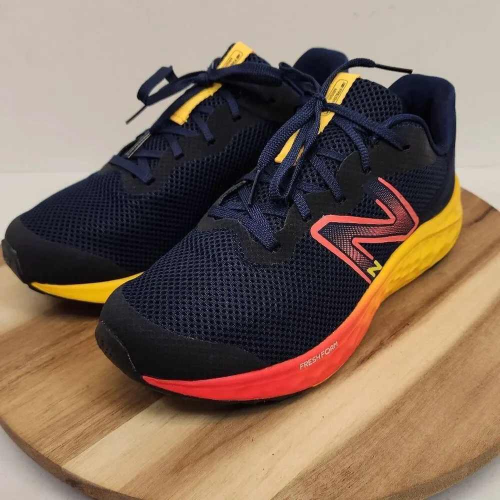 New Balance Fresh Foam Arishi v4 Boys 5.5 Blue